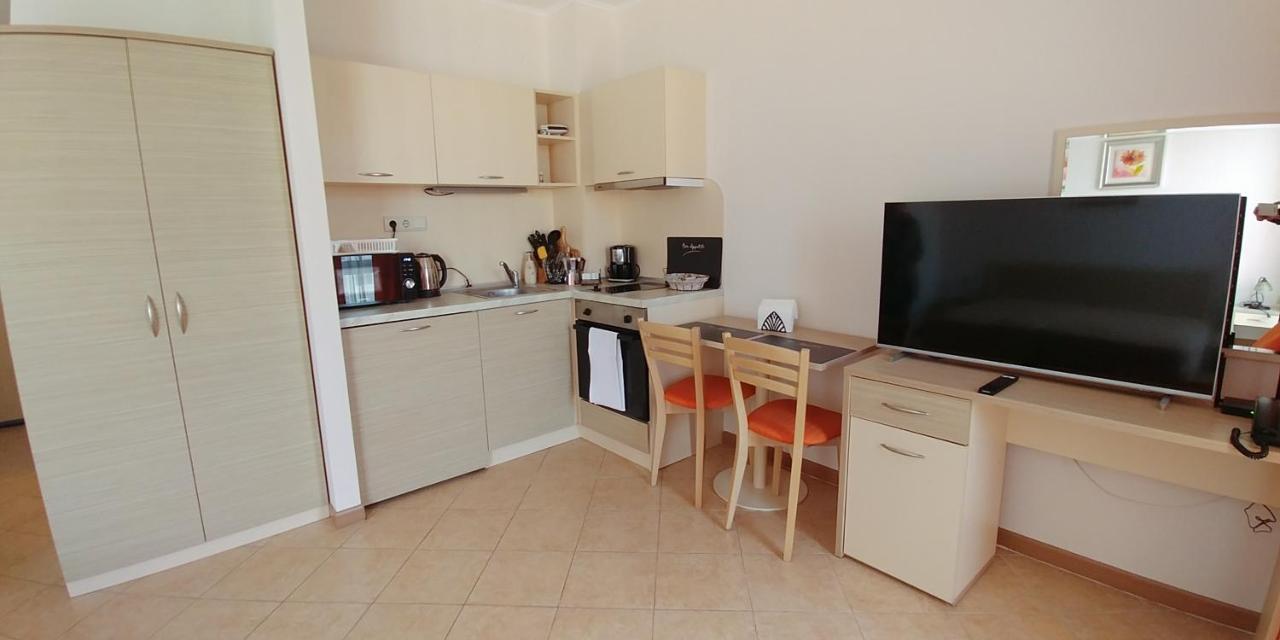 Royal Sun Holiday Apartments Slantchev Briag Extérieur photo