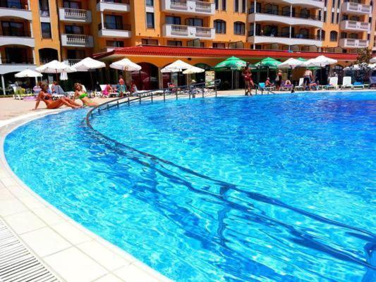 Royal Sun Holiday Apartments Slantchev Briag Extérieur photo