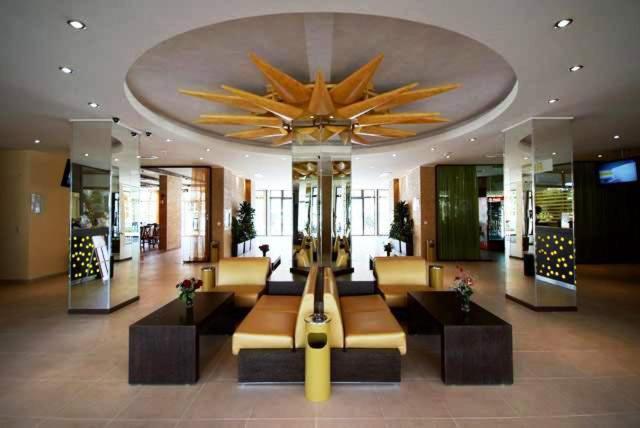 Royal Sun Holiday Apartments Slantchev Briag Extérieur photo