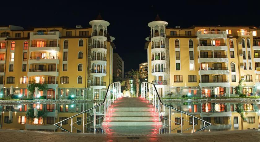 Royal Sun Holiday Apartments Slantchev Briag Extérieur photo