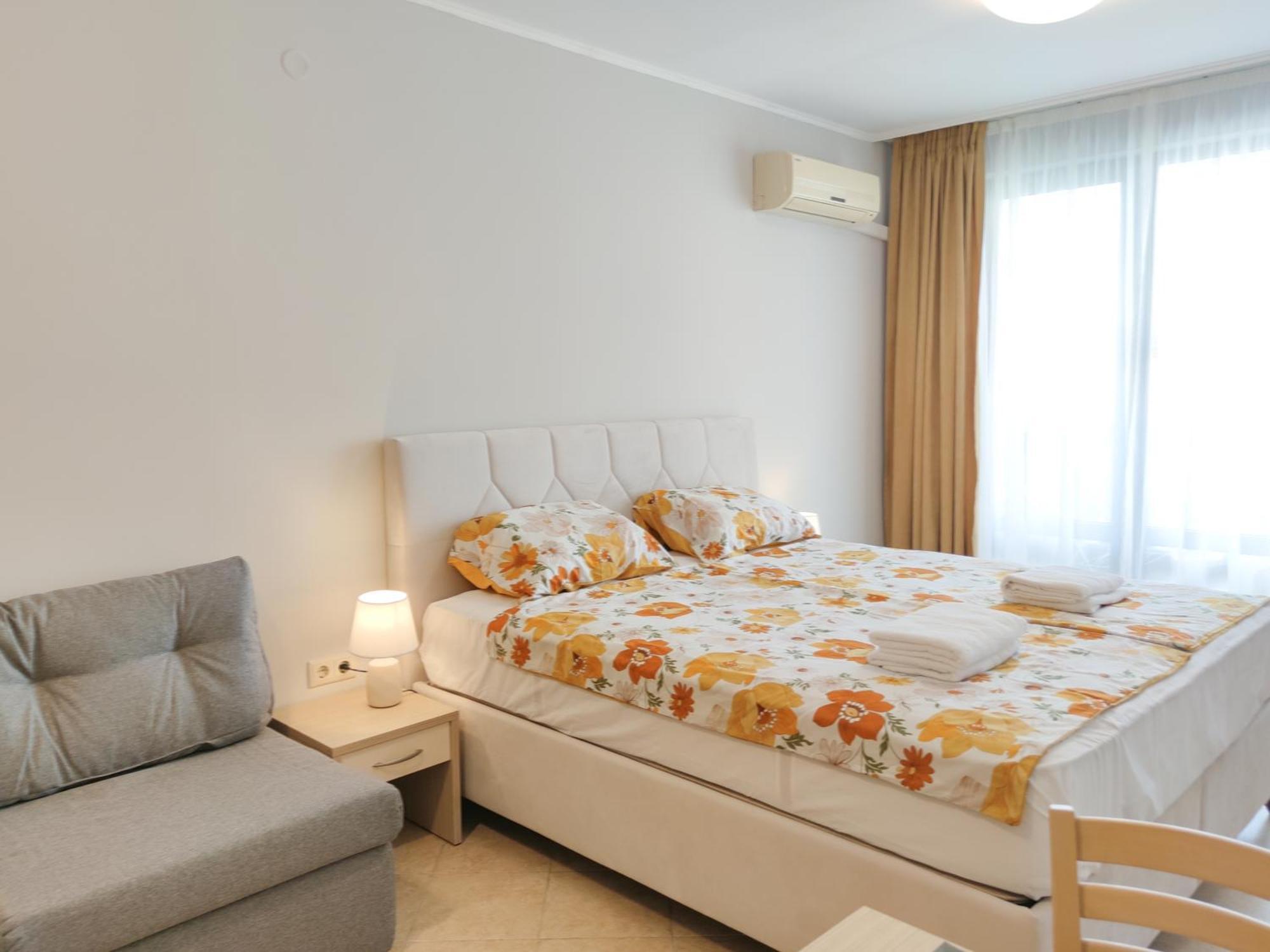 Royal Sun Holiday Apartments Slantchev Briag Extérieur photo