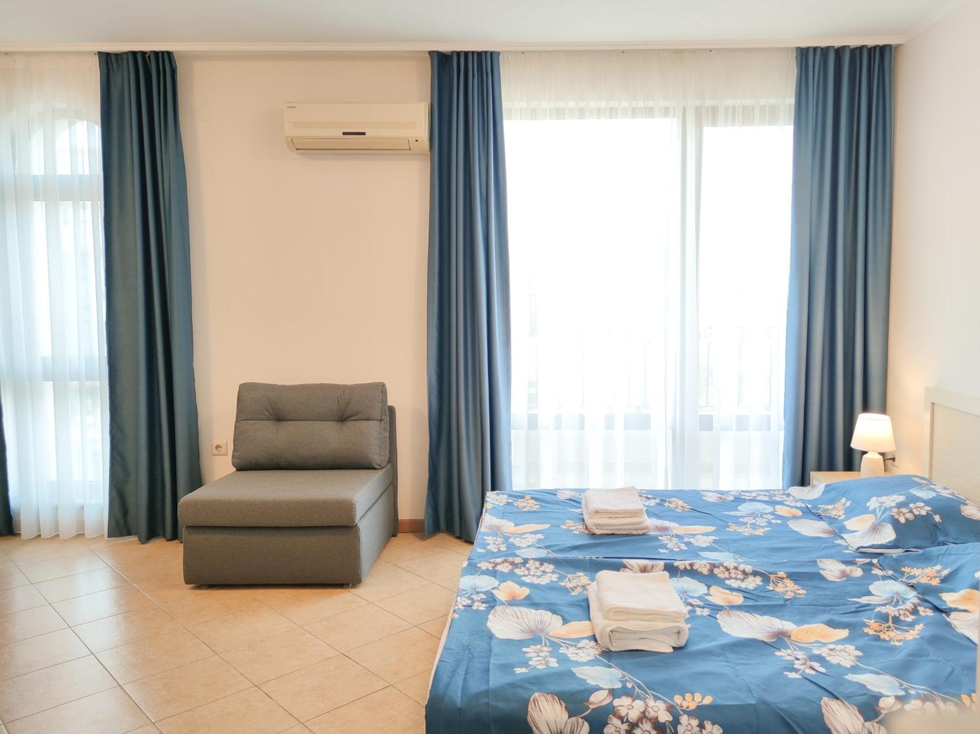 Royal Sun Holiday Apartments Slantchev Briag Extérieur photo
